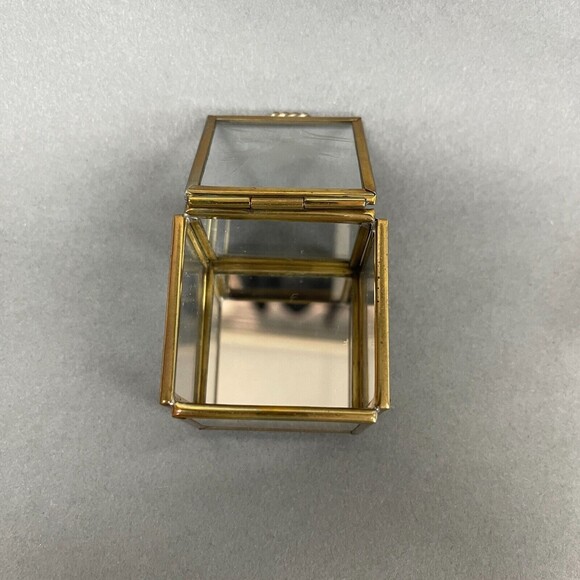Vintage Glass Brass Mirrored Small Jewelry Trinket Box Square with Bird - Picture 3 of 7